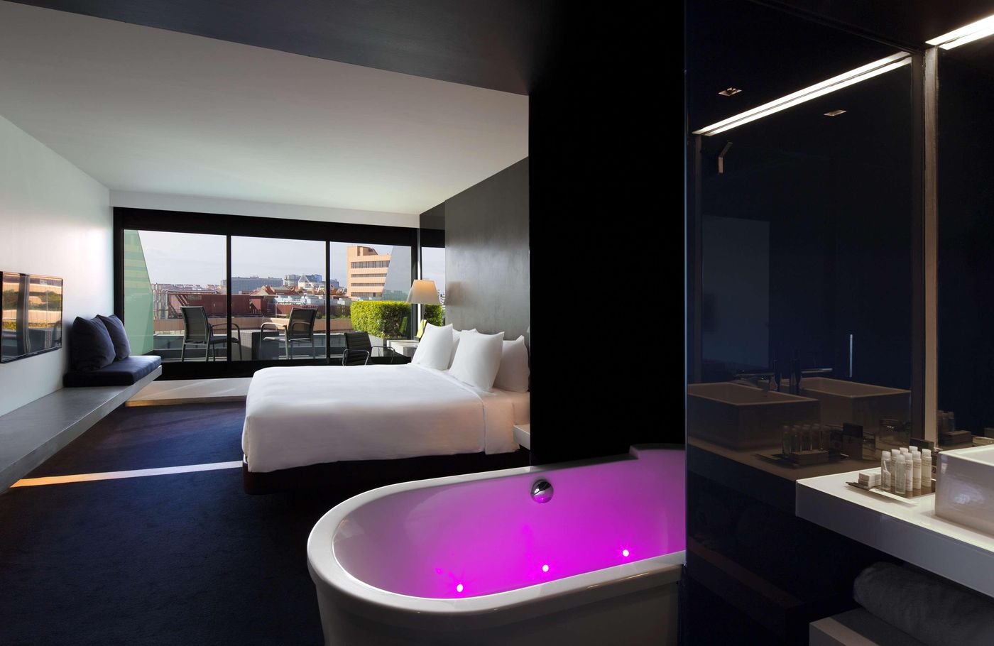 Doubletree-by-Hilton-Lisbon---Fontana-Park-Room-31