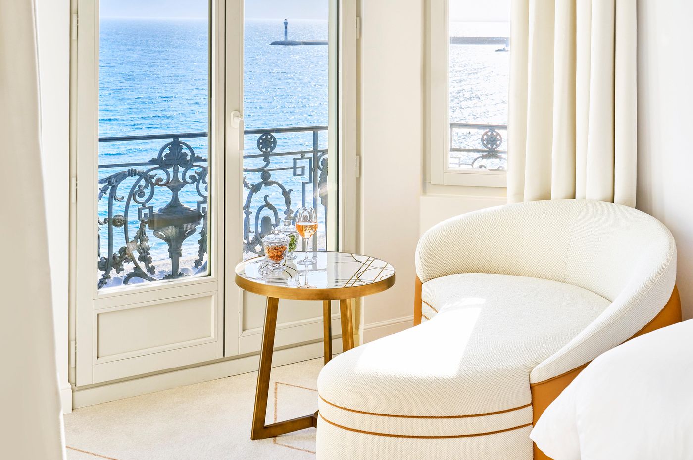 Regent-Carlton-Cannes-Room-43
