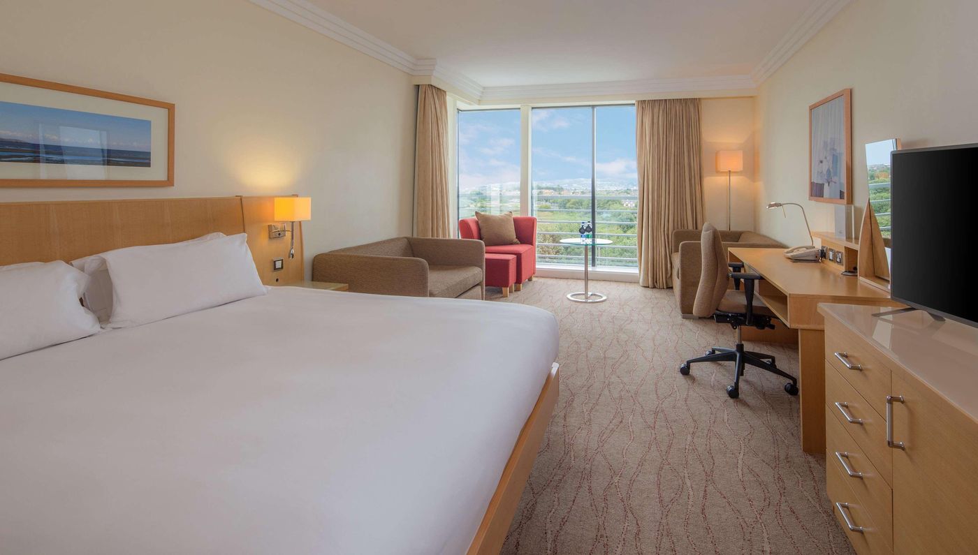 Hilton-Dublin-Airport-Room-15