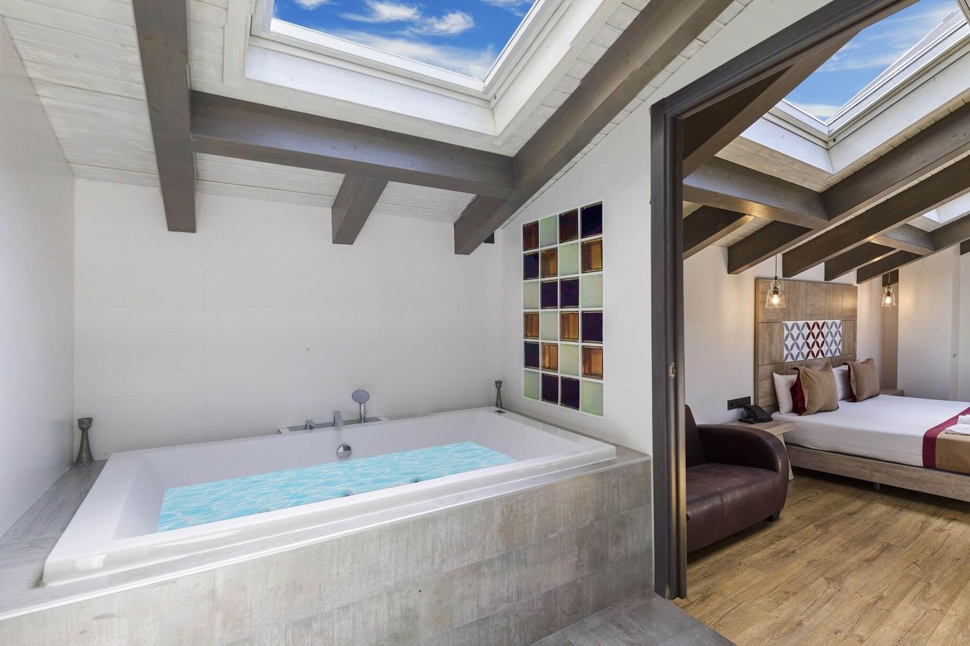 Boutique Hostemplo Sagrada Familia-Spain-BARCELONA-Pool-9