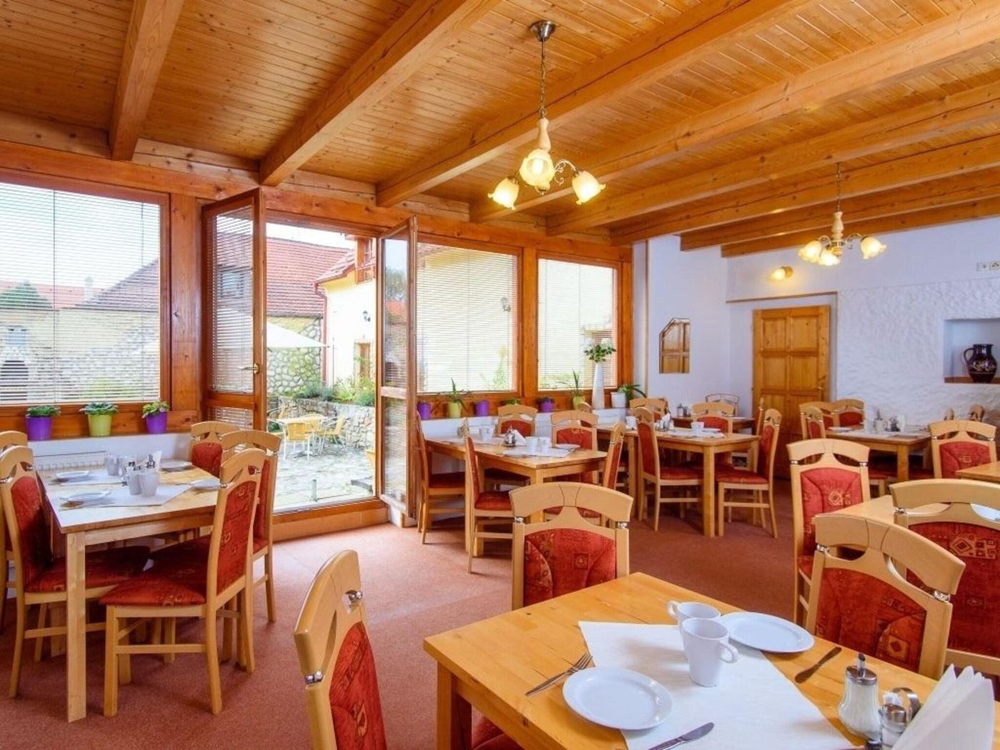 Hotel-Bella-Prague-Restaurant-10
