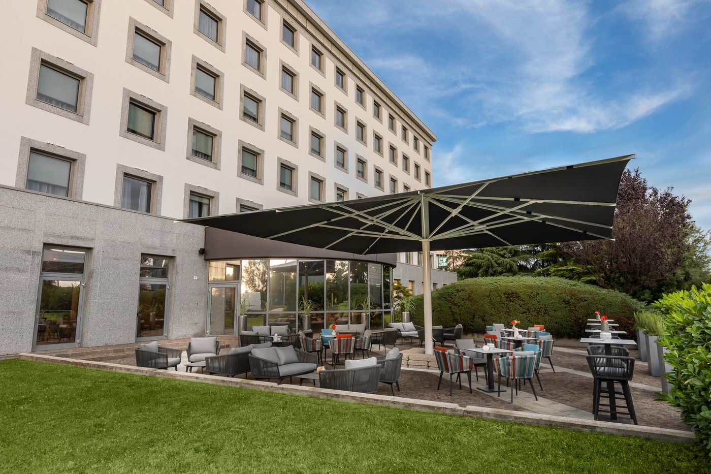 Leonardo Hotel Verona - Italy - VERONA - Terrace - 3