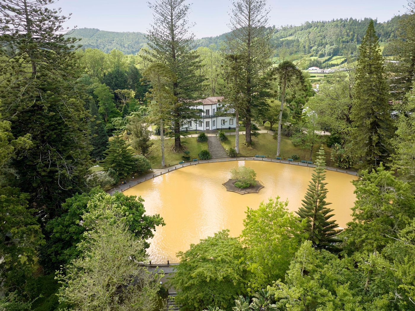 Terra-Nostra-Garden-Hotel-Pool-3