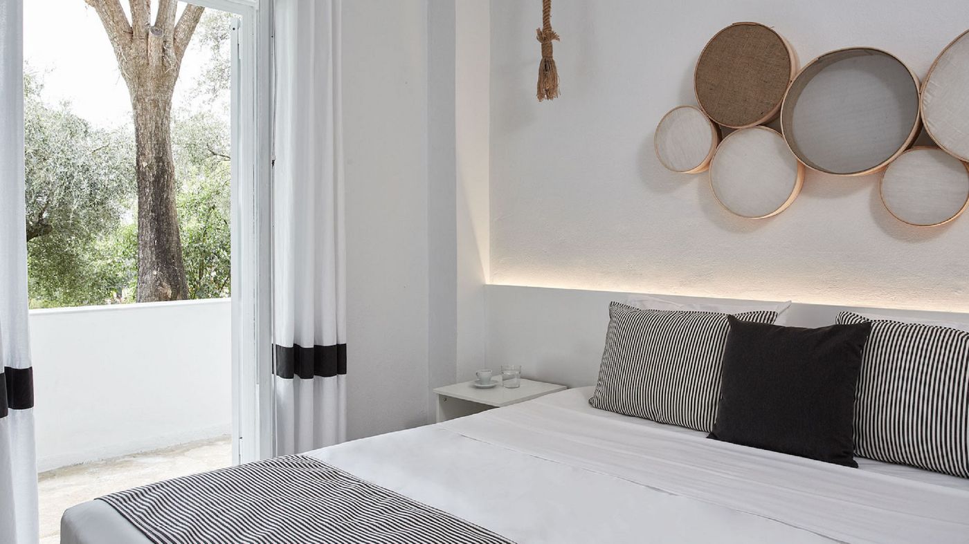 Mr---Mrs-White-Corfu-Room-26