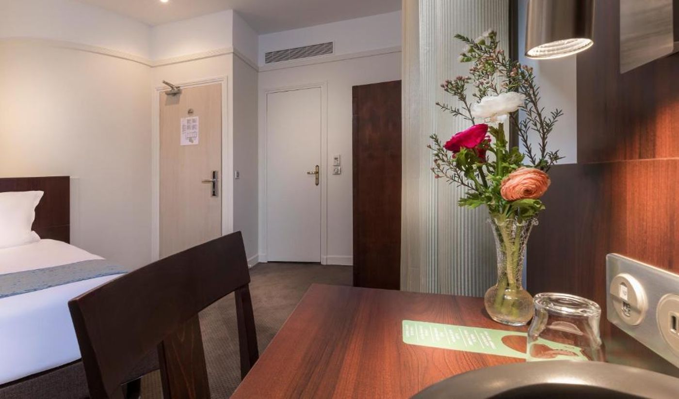 Opera Lafayette - France - PARIS - Room - 7