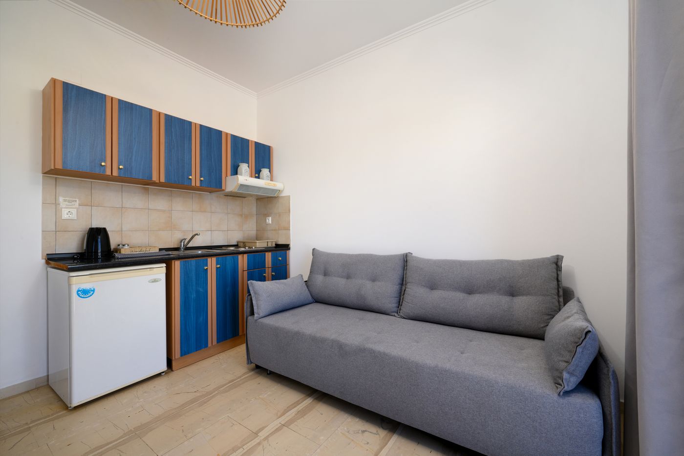 Aquarius-Beach-Hotel-Room-40