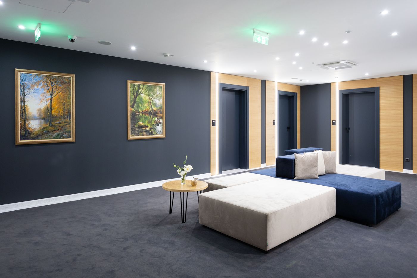 Blue Star Luxury Hotel 4*-Bulgaria-Sofia-General view-10