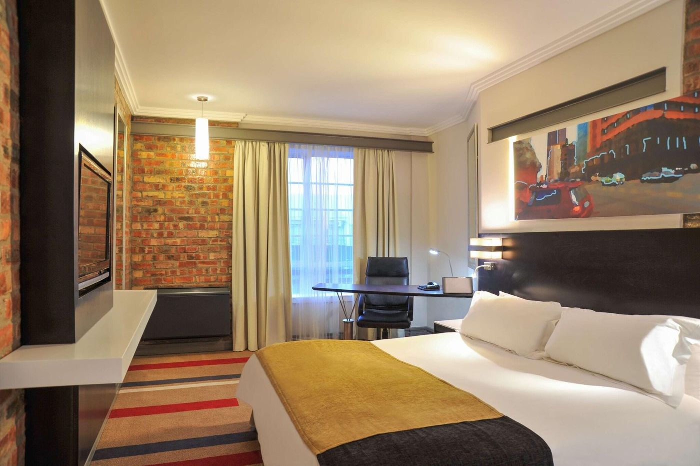 Garden-Court-Victoria-Junction-Hotel-Room-17
