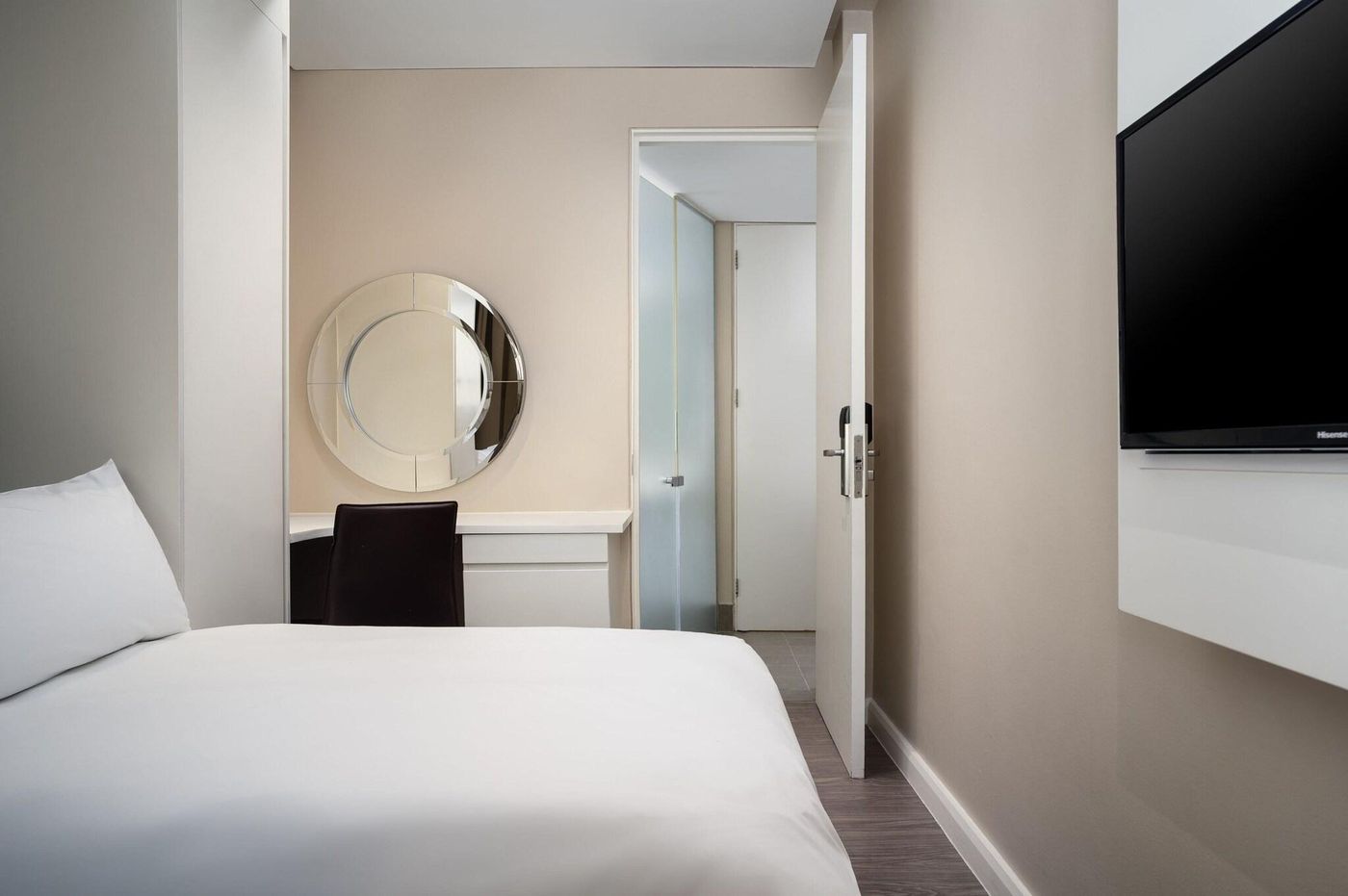 Protea-Hotel-Cape-Town-Waterfront-Breakwater-Lodge-Room-30