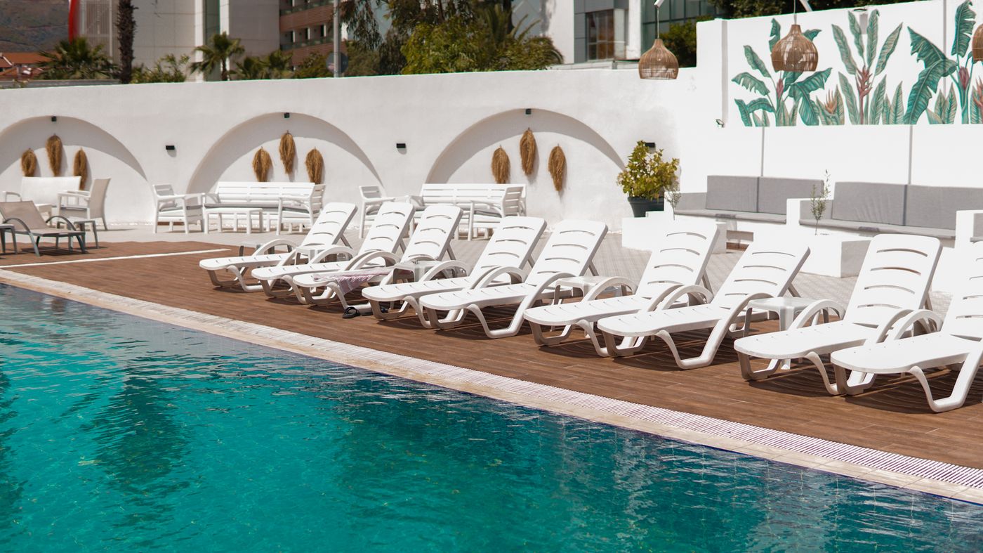 Club-Munamar-Beach-Resort-Pool-17