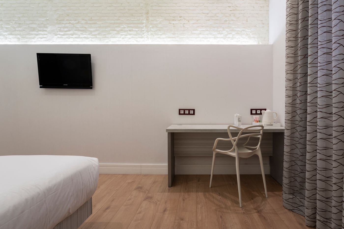 Petit-Palace-Lealtad-Plaza-Room-39