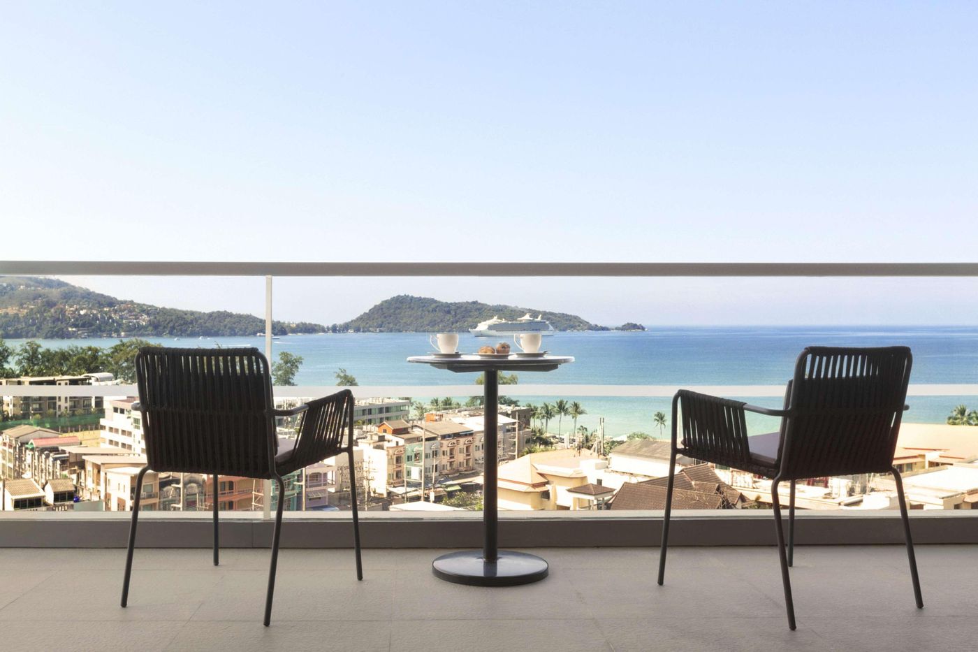 Andaman-Beach-Hotel-Phuket-Handwritten-Collection-Beach-68