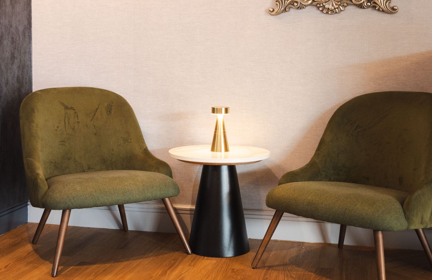 Leonardo Hotel Galway - Formerly Jurys Inn-Ireland-GALWAY-Lobby-8