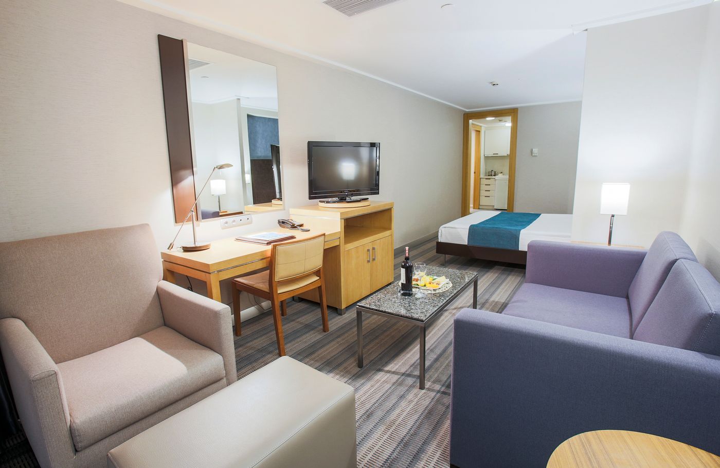 Housez-Suites-and-Apartments-Room-14