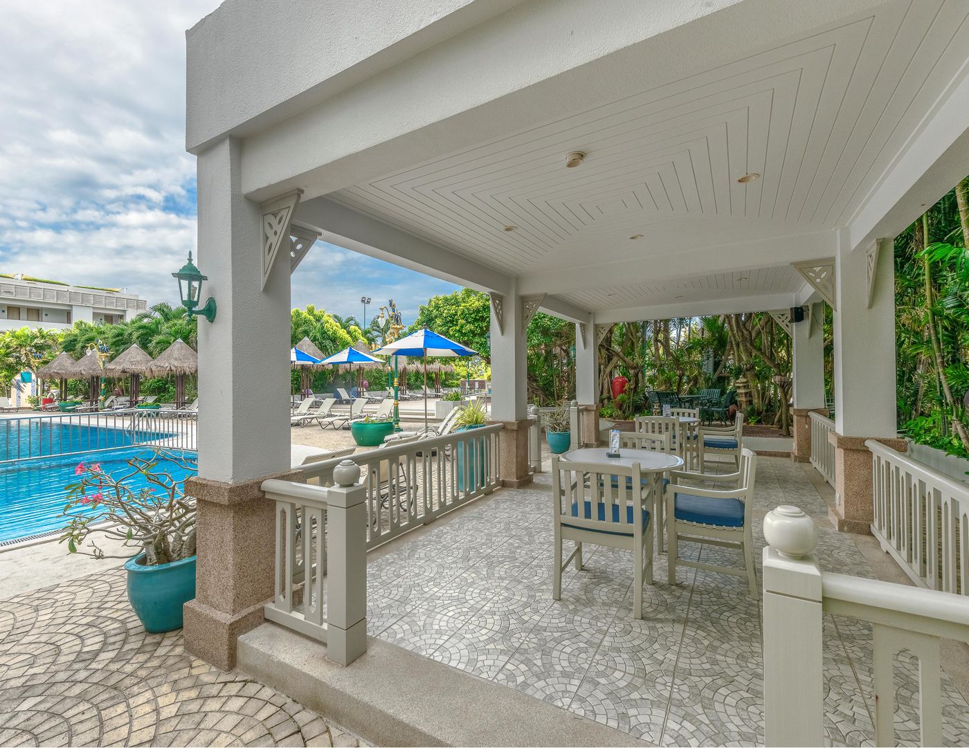 Andaman-Beach-Suites-Pool-94