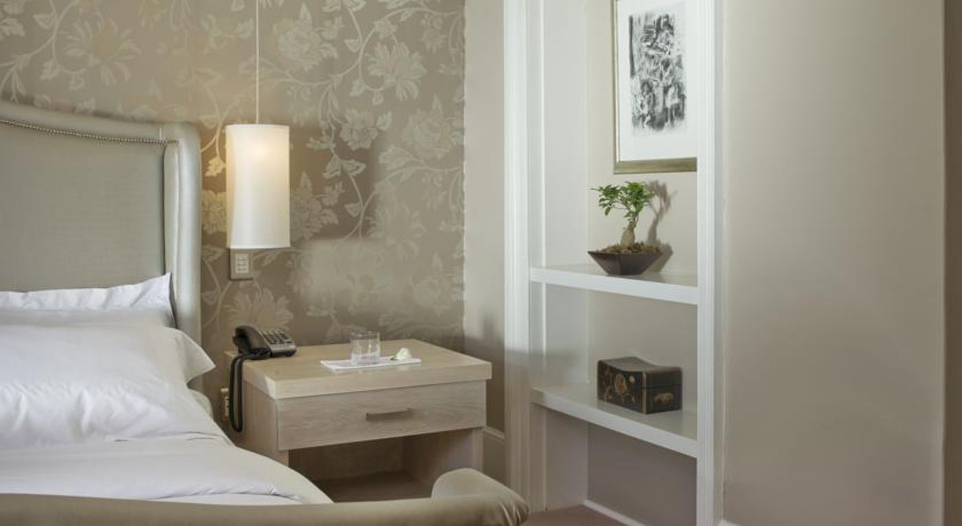 Dock-House-Boutique-Hotel-and-Spa-by-Newmark-Room-10