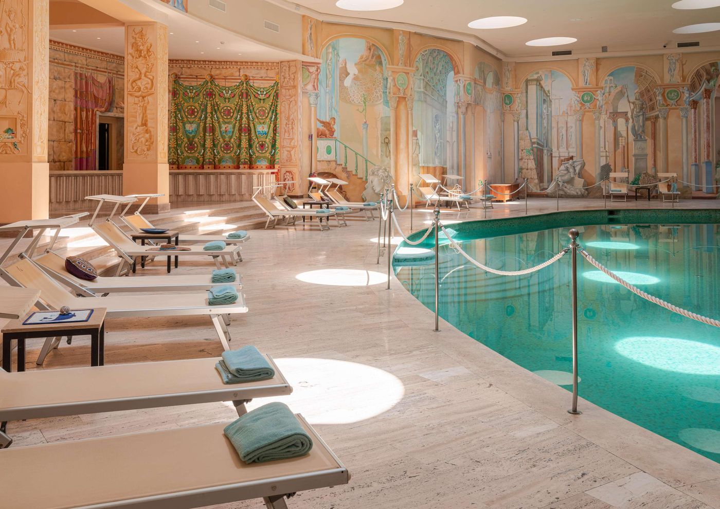 Hilton-Sorrento-Palace-Pool-92