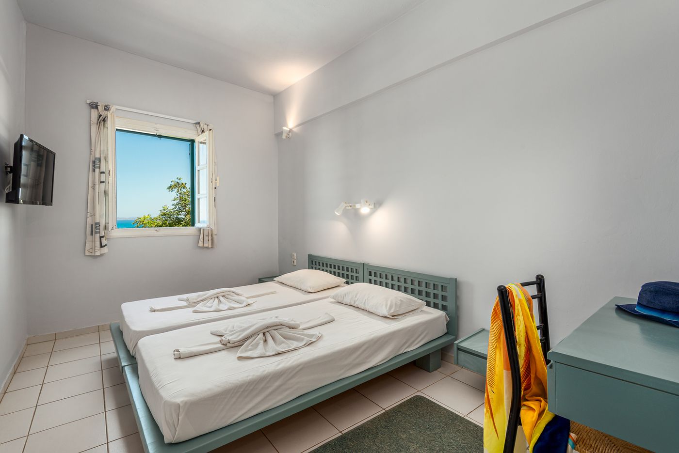 Aphea-Village-Room-31