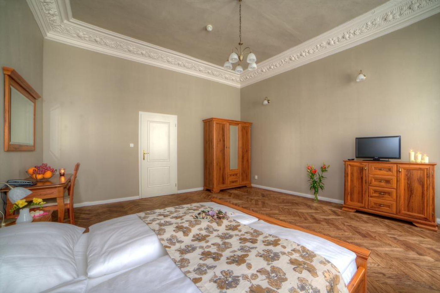 Palac-U-Kocku-General-view-1