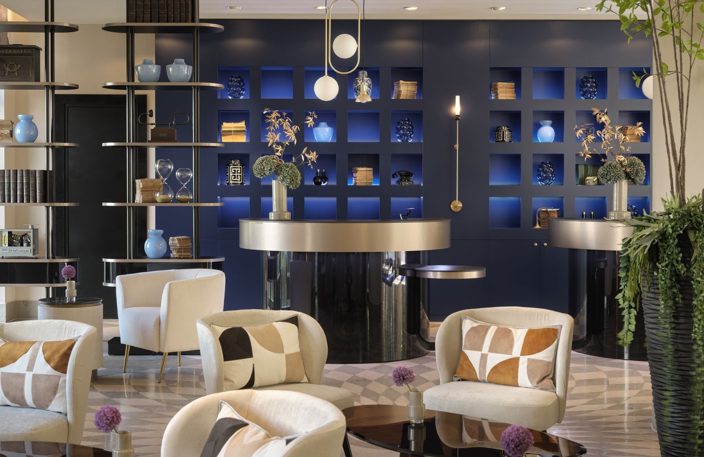 Hotel-Berlin-Potsdamer-Platz-by-Leonardo-Hotels-Lobby-4