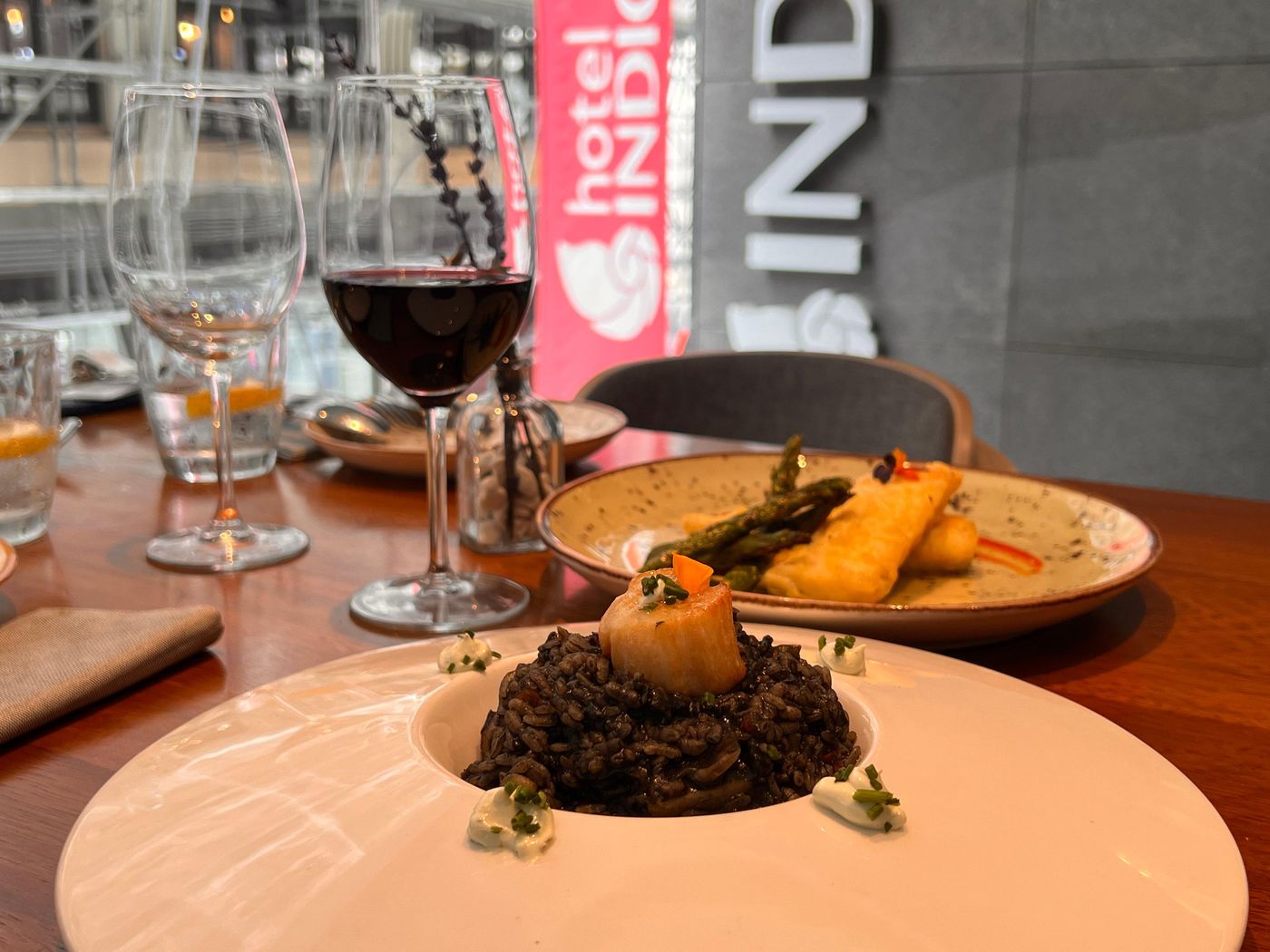 Hotel-Indigo-Madrid---Gran-Via-Restaurant-76