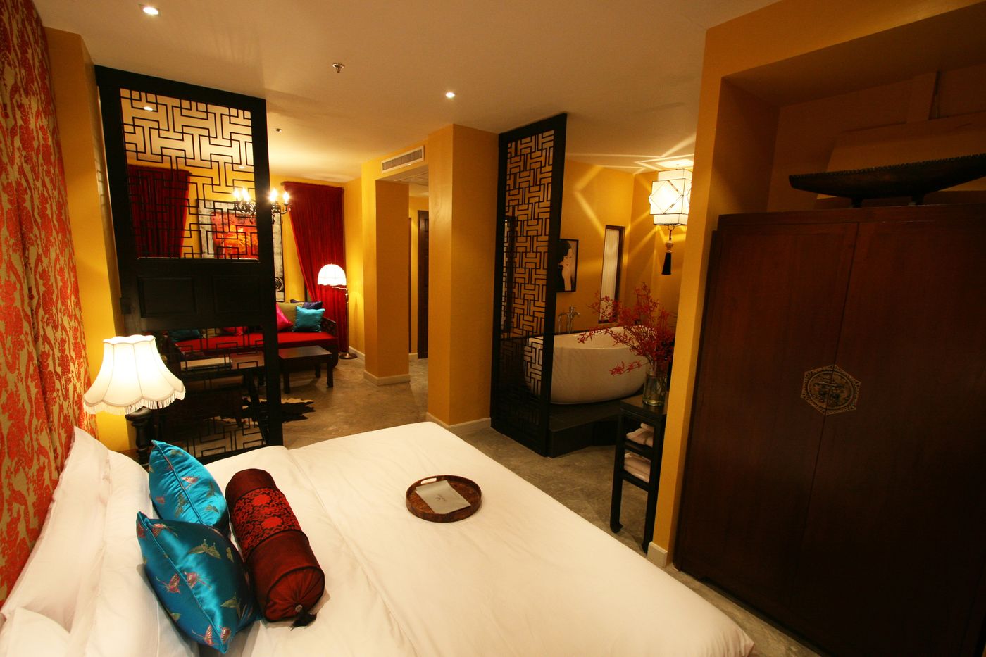 Shanghai-Mansion-Bangkok-Room-28