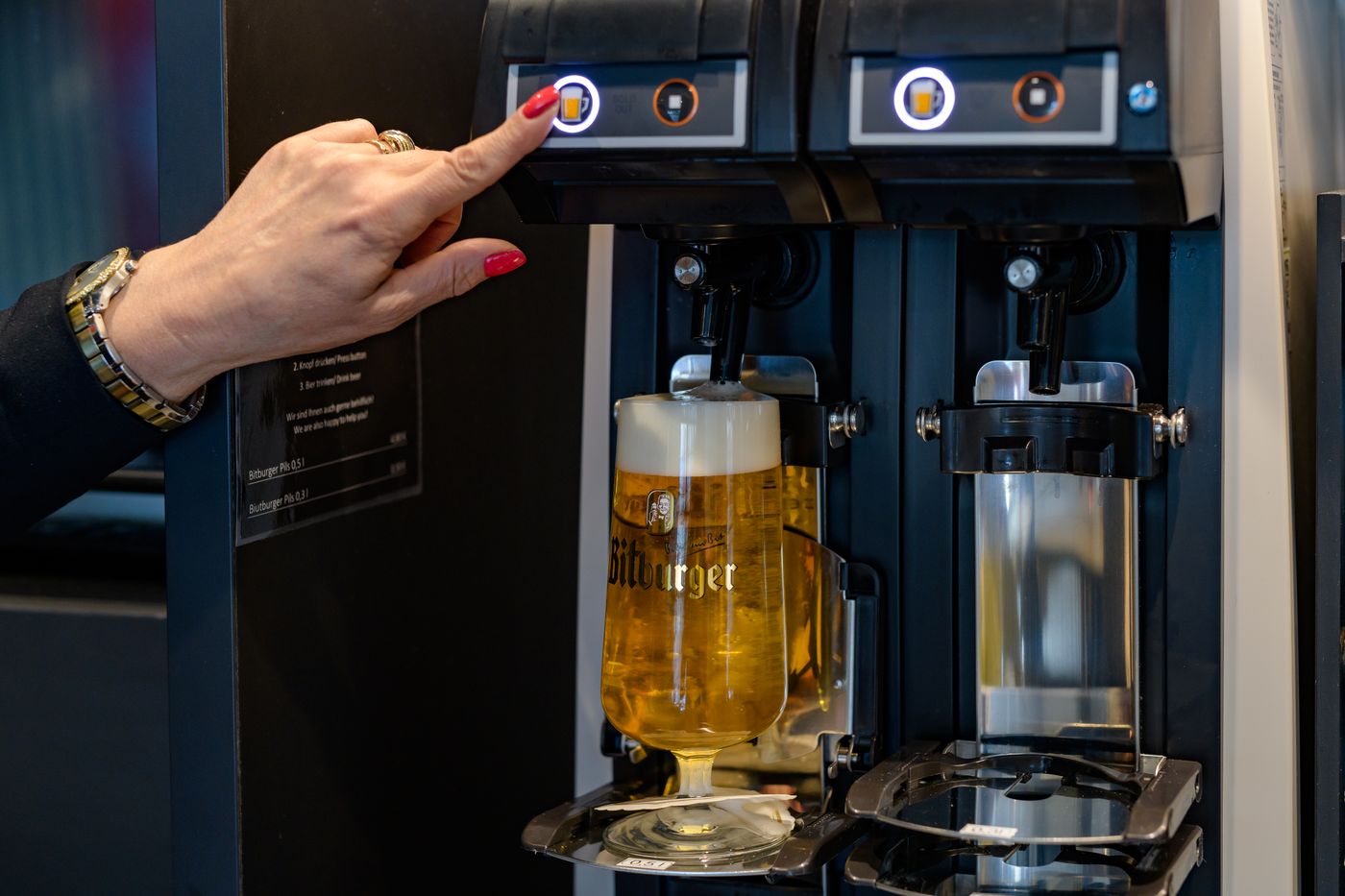 ibis Berlin Kurfuerstendamm-Germany-BERLIN-Bar-2