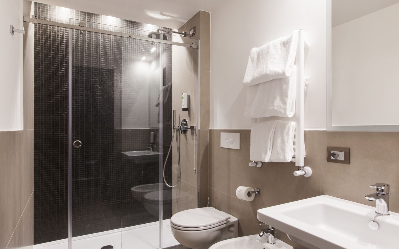 The-Republic-Room-26