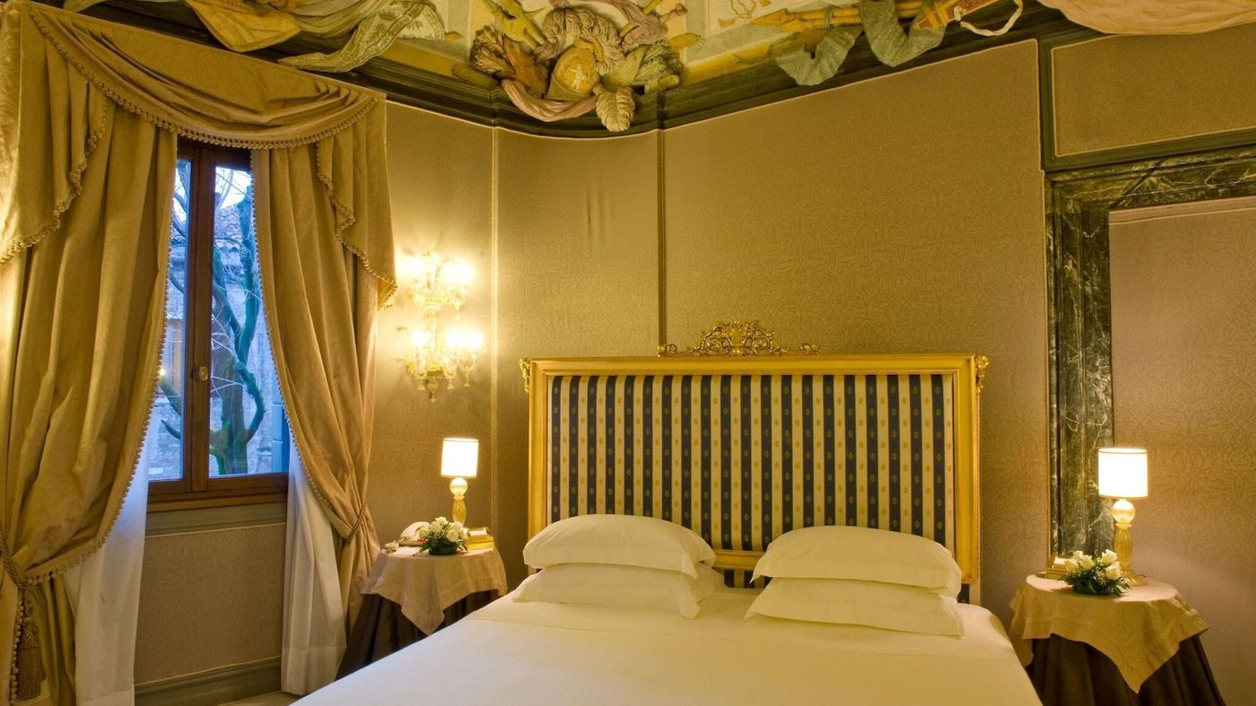 Ca-Sagredo-Hotel-Room-22