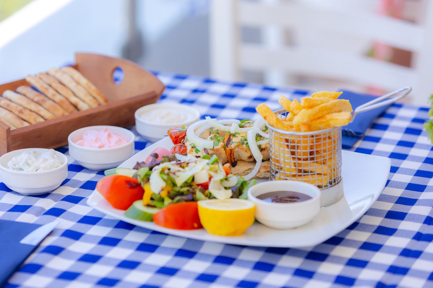 Golden-Coast-Restaurant-58