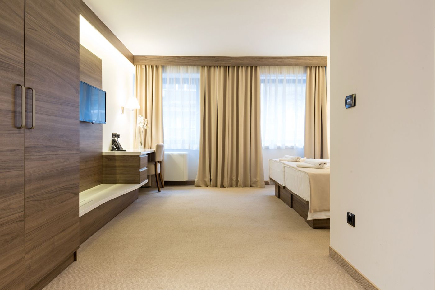 Royal Inn-Serbia-BELGRADE-Room-9