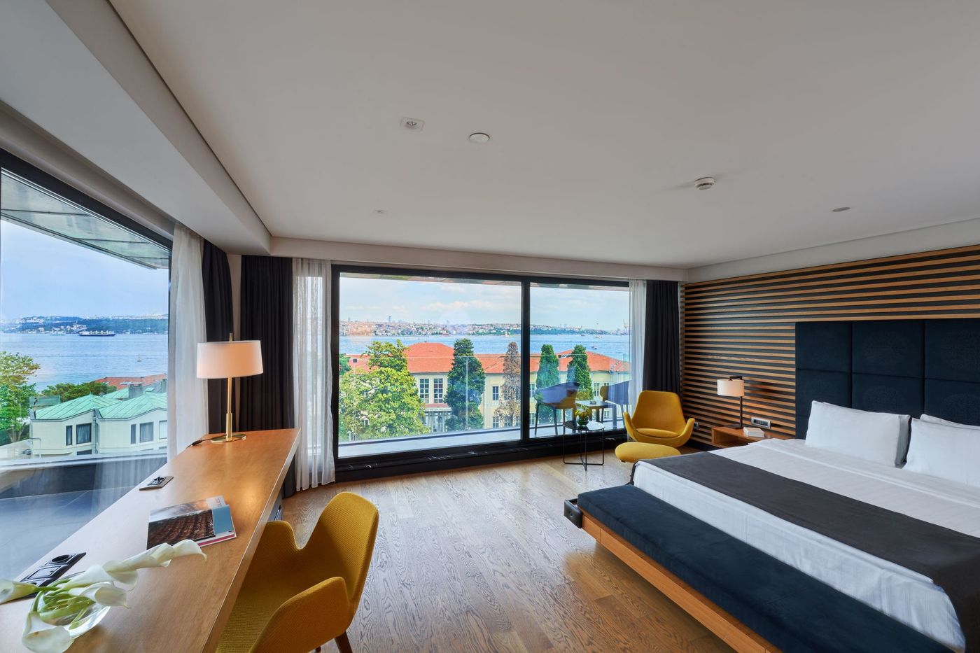 Metropolitan-Hotels-Bosphorus-Room-12