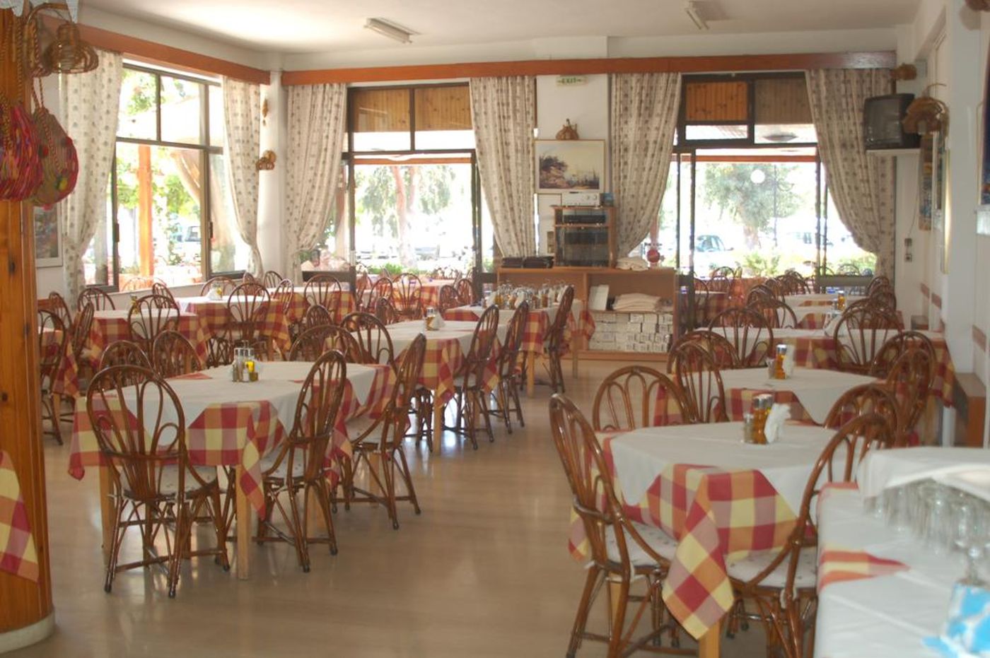 Uncle George Apartments