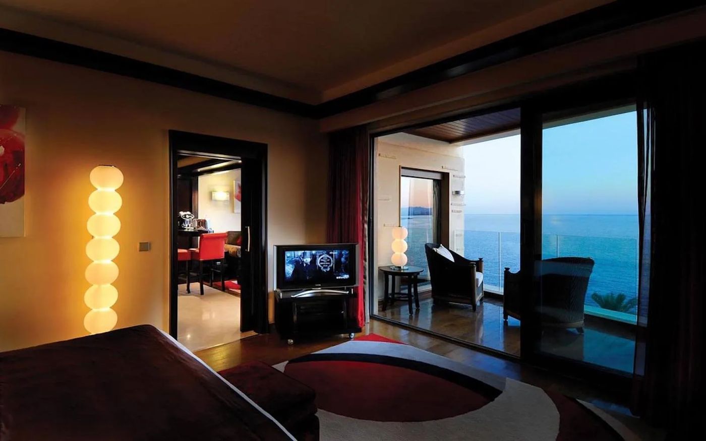 Reef Oasis Blue Bay Resort