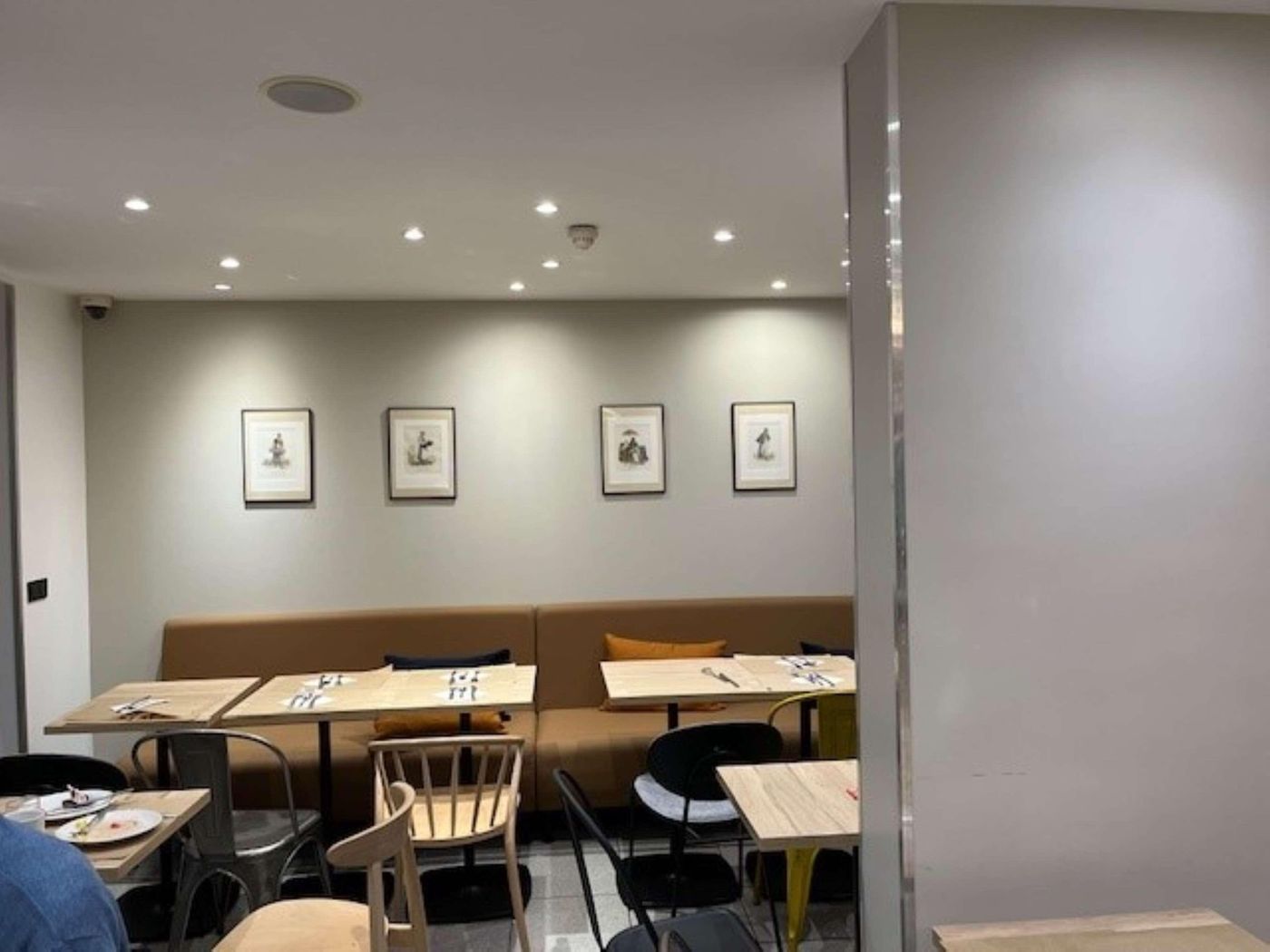 Campanile-Paris14-Maine-Montparnasse-Restaurant-21