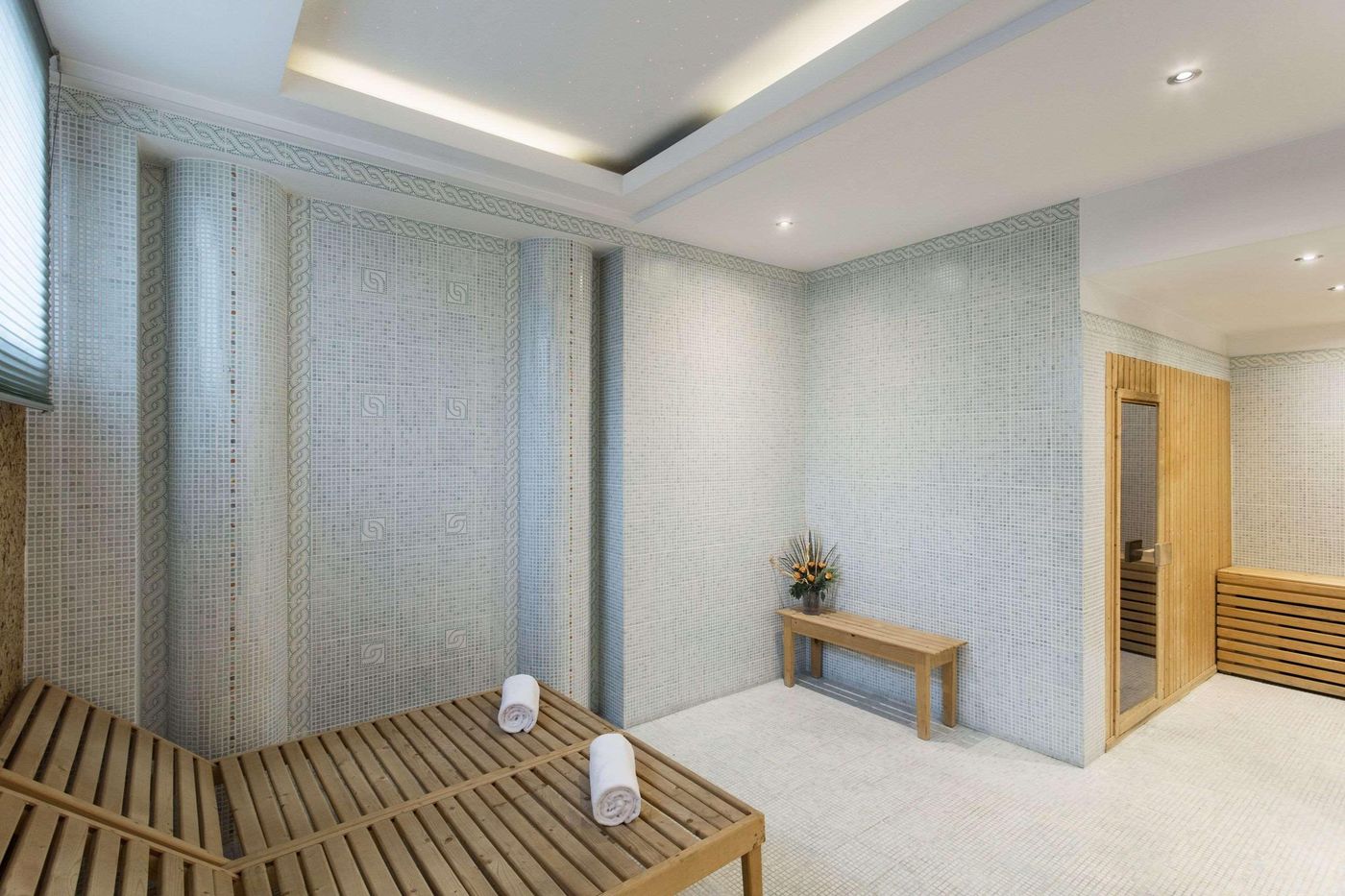 Ramada Hotel & Suites Bucharest North - Romania - BUCHAREST - General view - 1