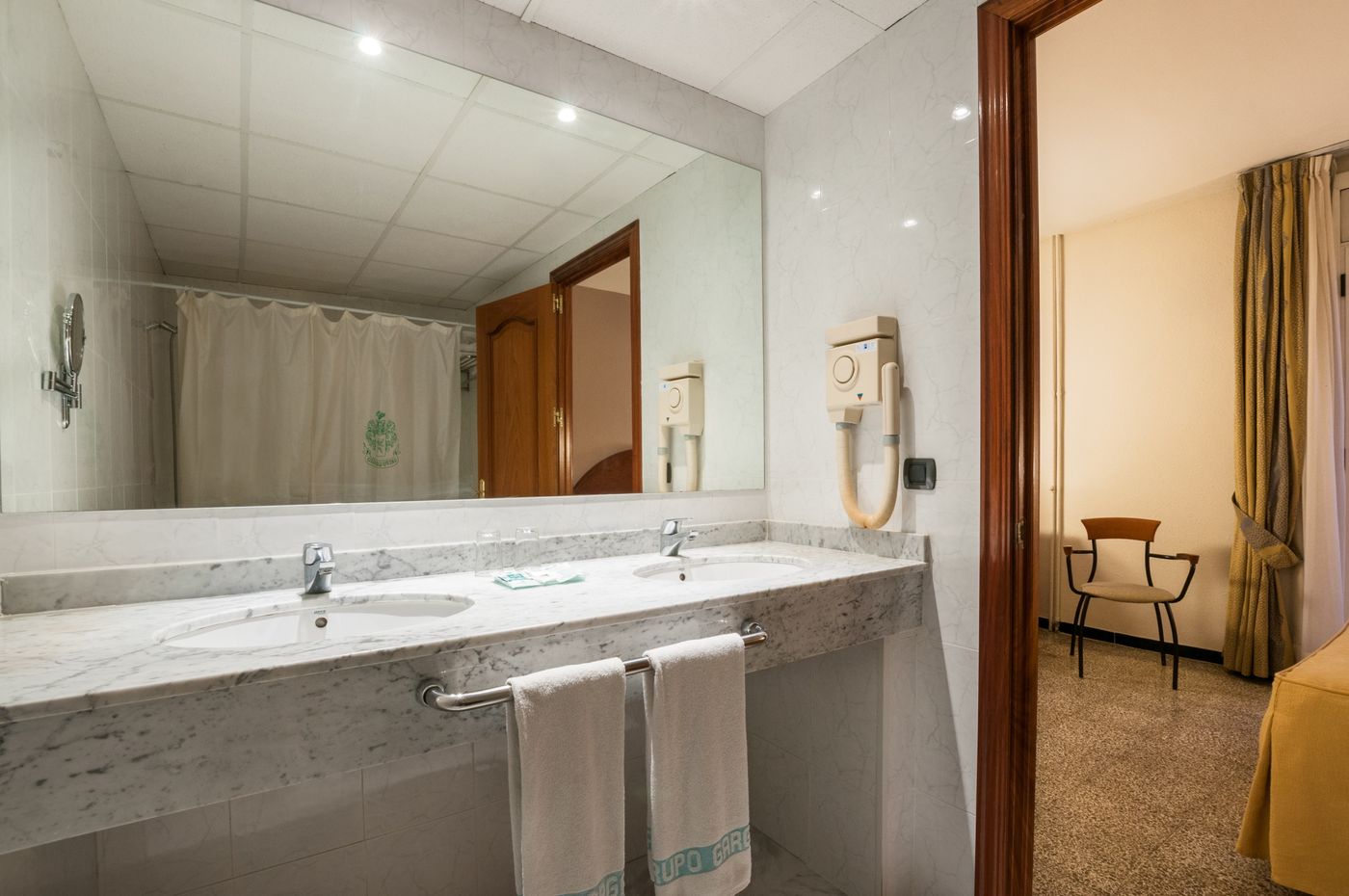 Gaudi-Room-16