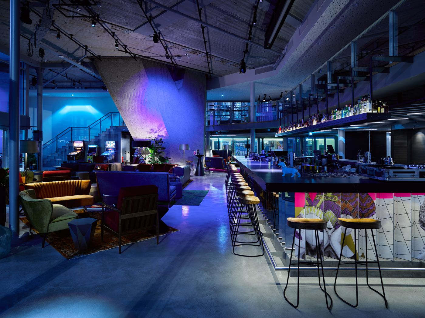 Sir-Adam-Hotel--part-of-Sircle-Collection-Bar-24