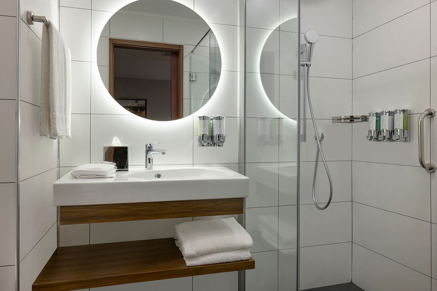 Hampton by Hilton Istanbul Arnavutkoy-Turkey-Istanbul-Room-10