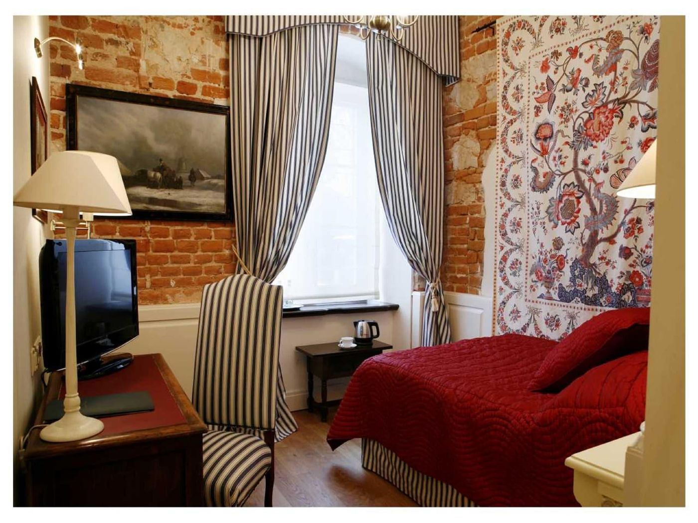 Dwor-Kosciuszko-Room-20