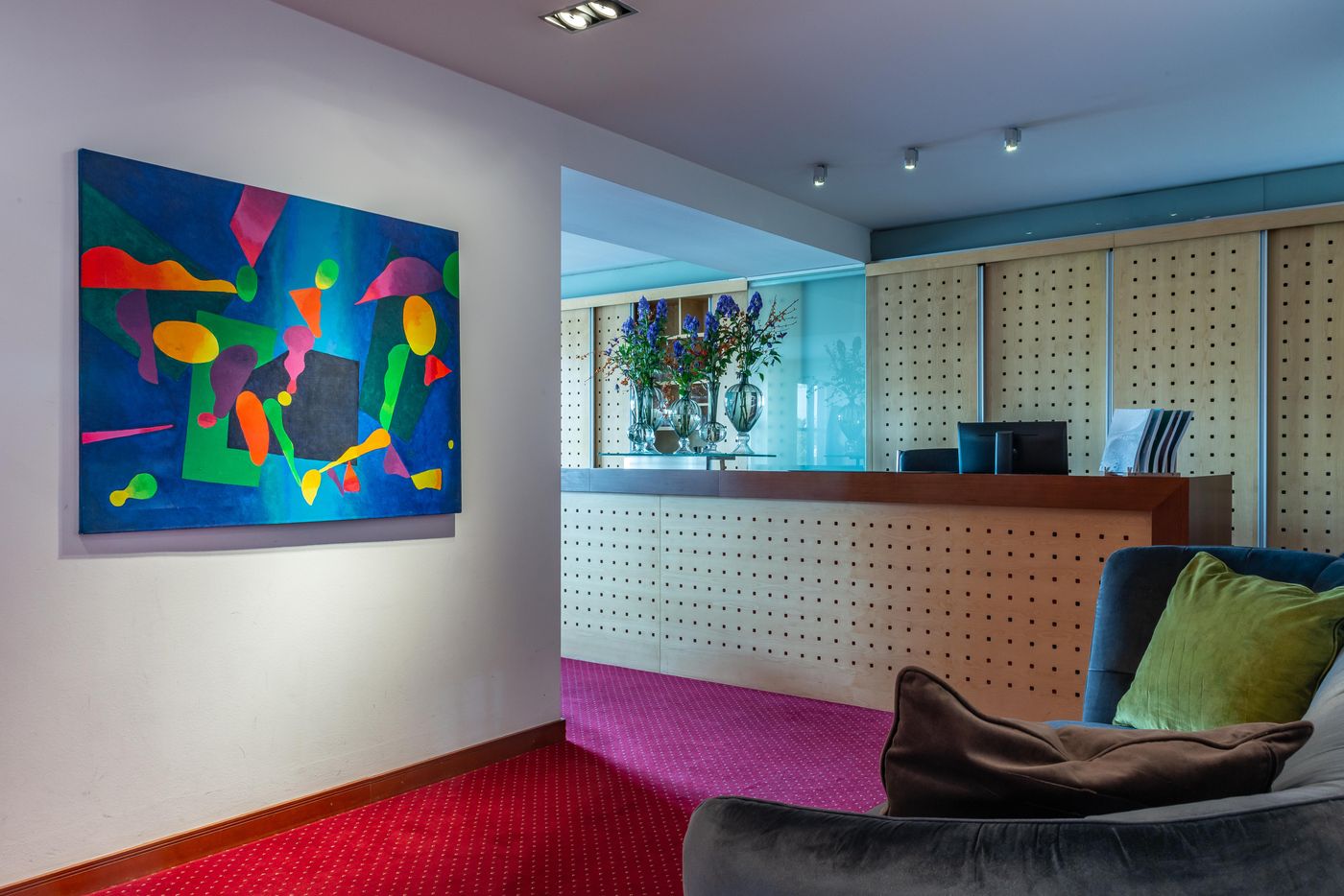 Art-Hotel-Praha-Lobby-3