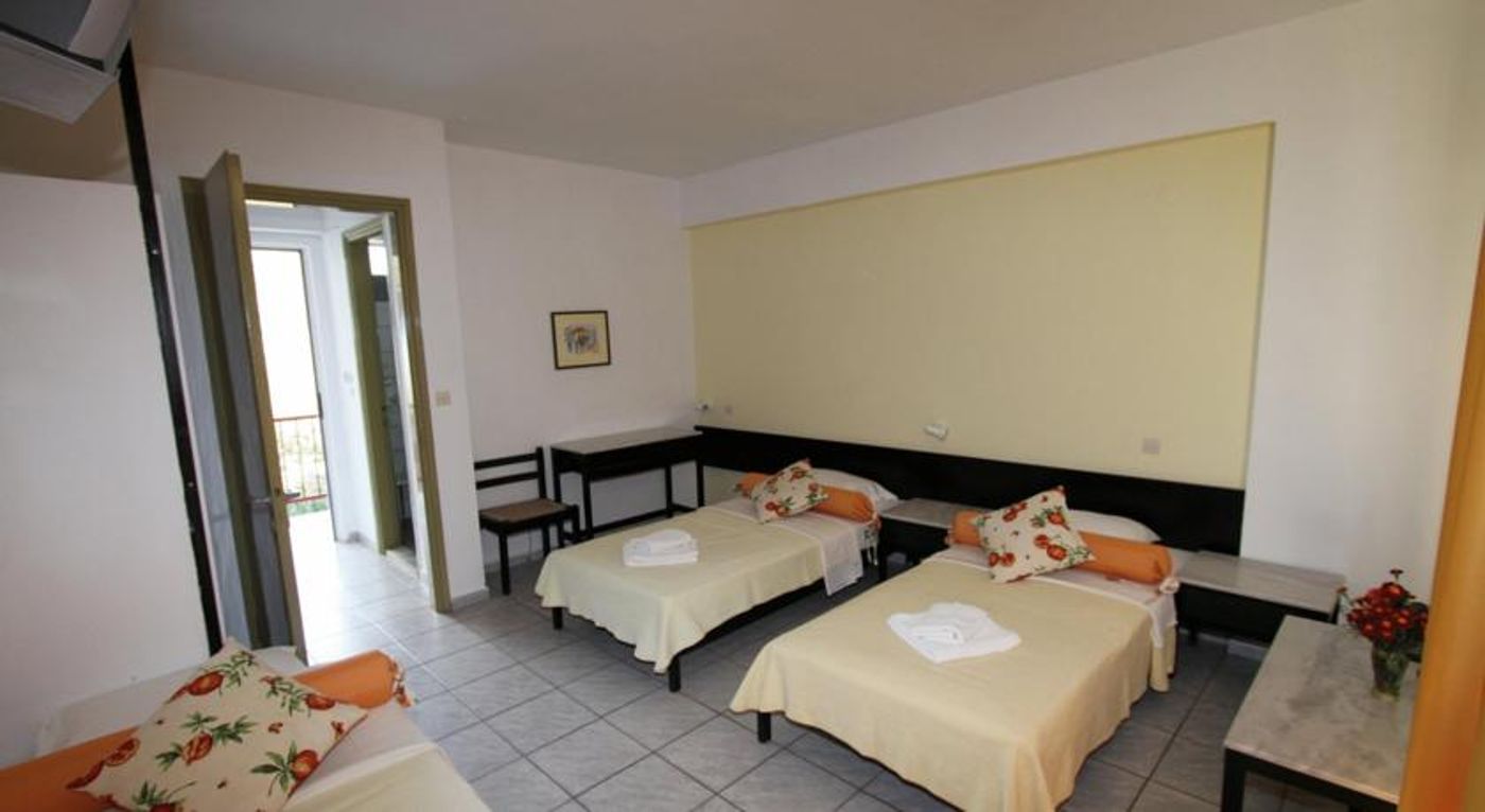Lalaria Hotel