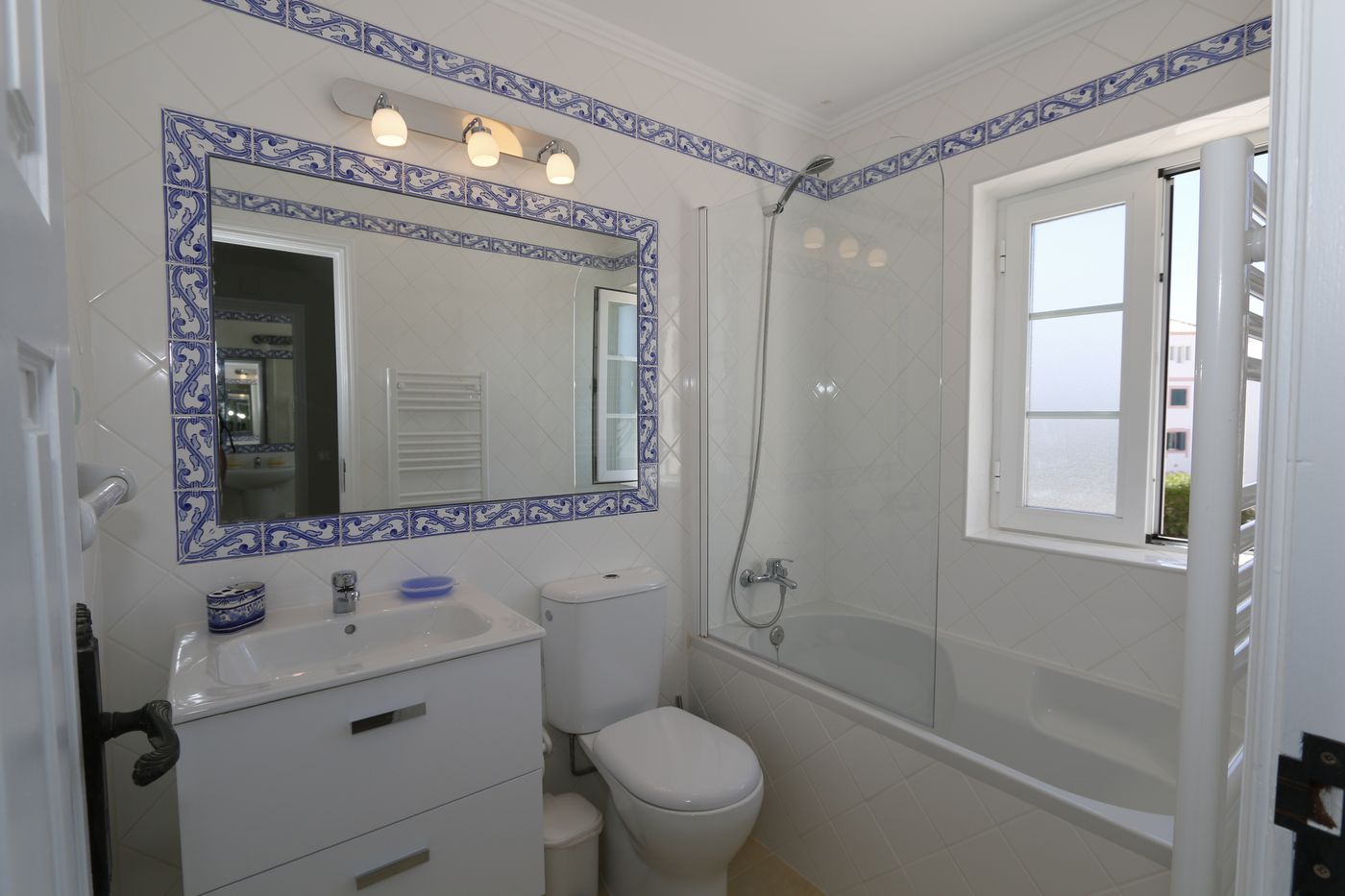 Apartments-Old-Village-Room-57