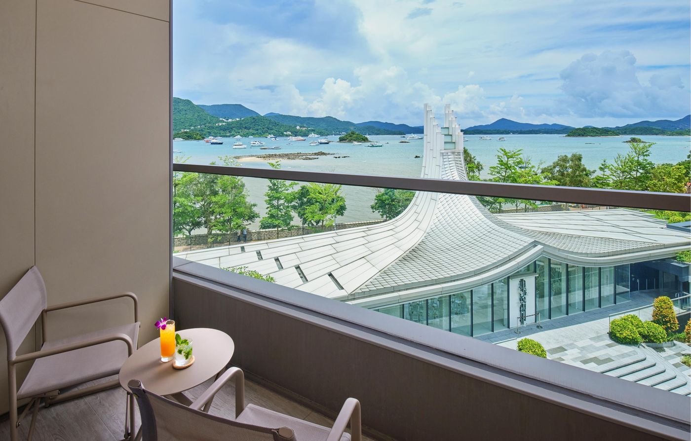 Vignette-Collection-Wm-Hotel-Hong-Kong-Room-62