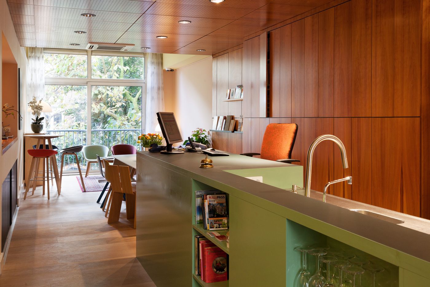 The-Neighbours-Magnolia-Lobby-5