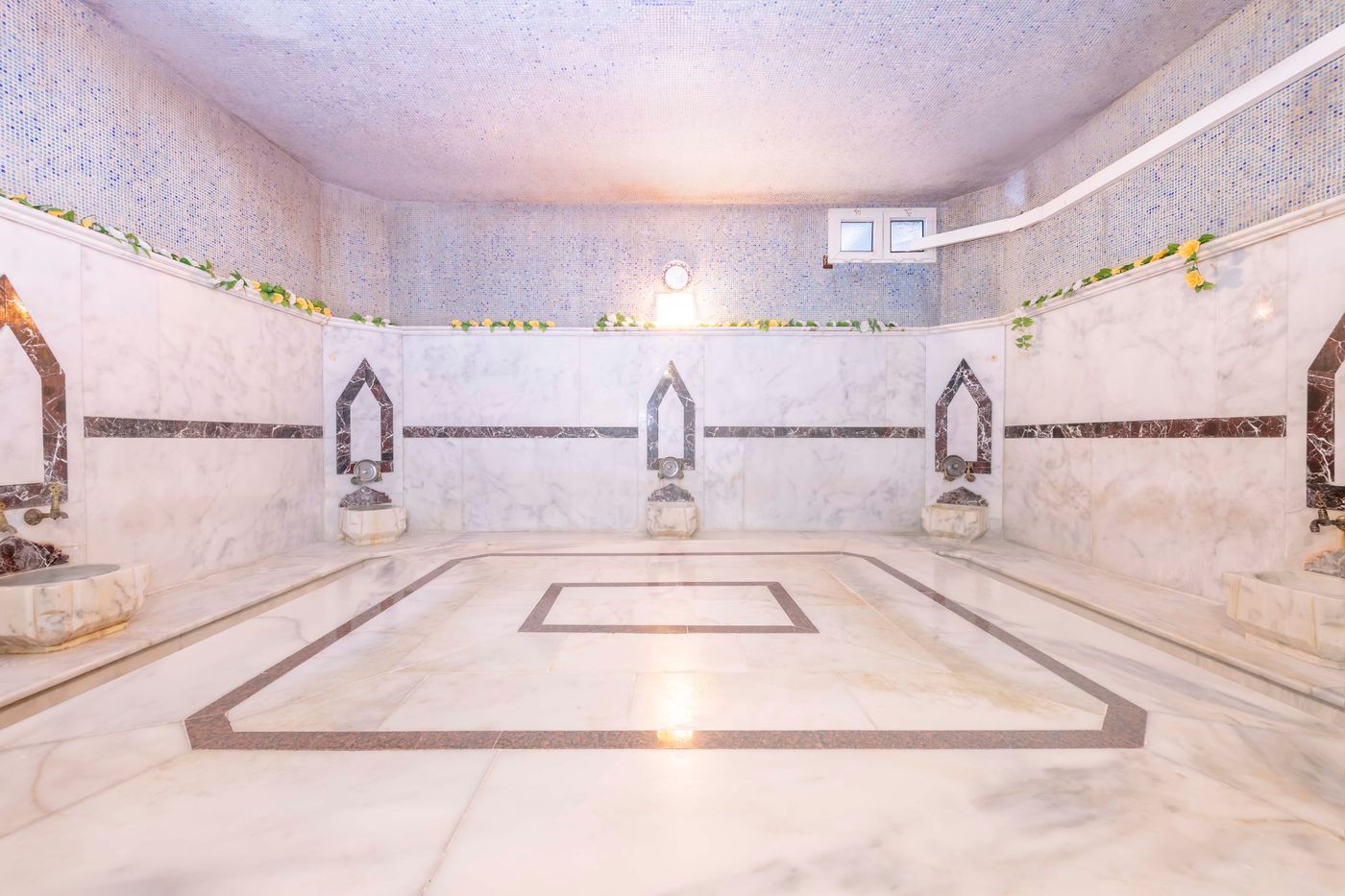 Armas Kaplan Paradise