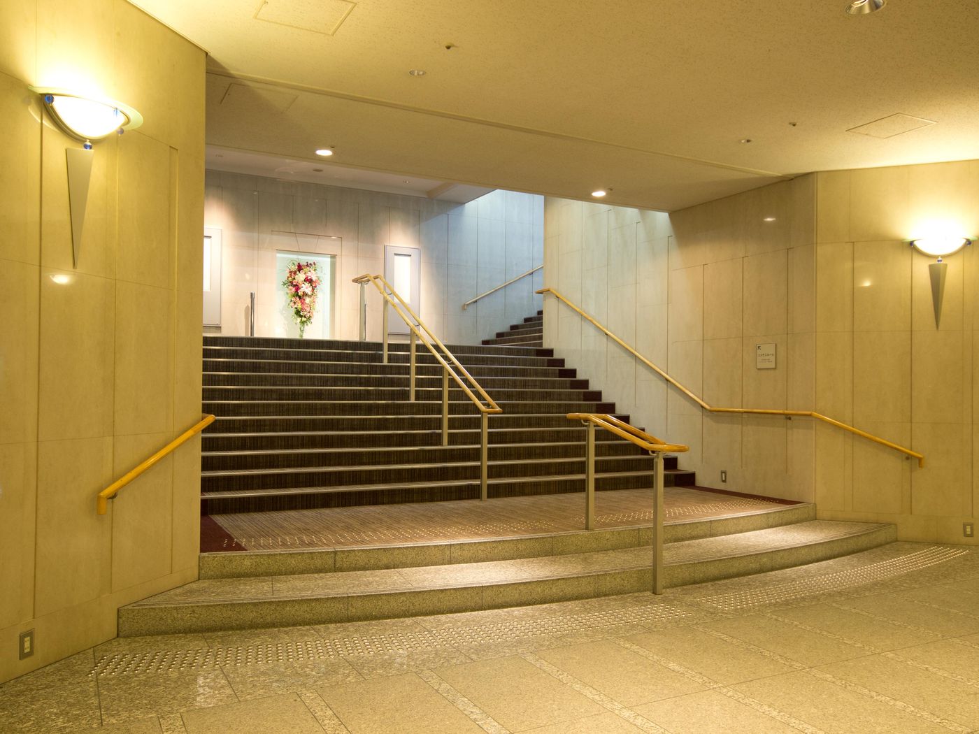 Toshi Center Hotel-Japan-Chiyoda Ku-Lobby-6