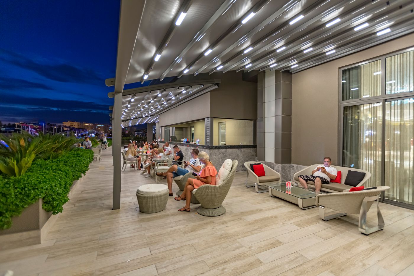 Royal-Seginus-Terrace-20