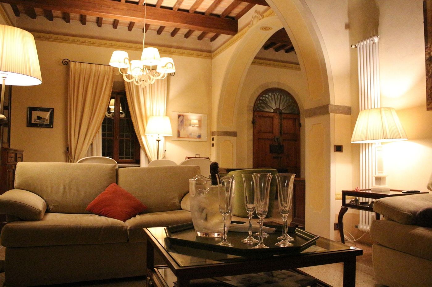 B-B-VillAmorosa-Room-10