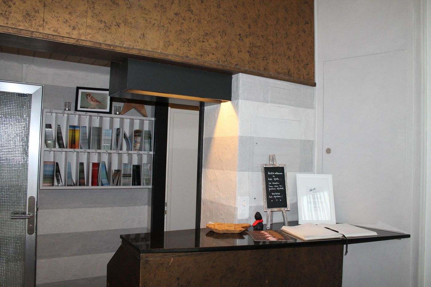 Bistro Spatz-Switzerland-LUCERNE -Lobby-7